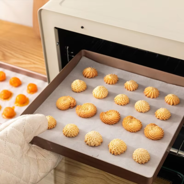 Factory wholesale double-sided oil-resistant paper disposable baking non-stick oil-resistant paper pad